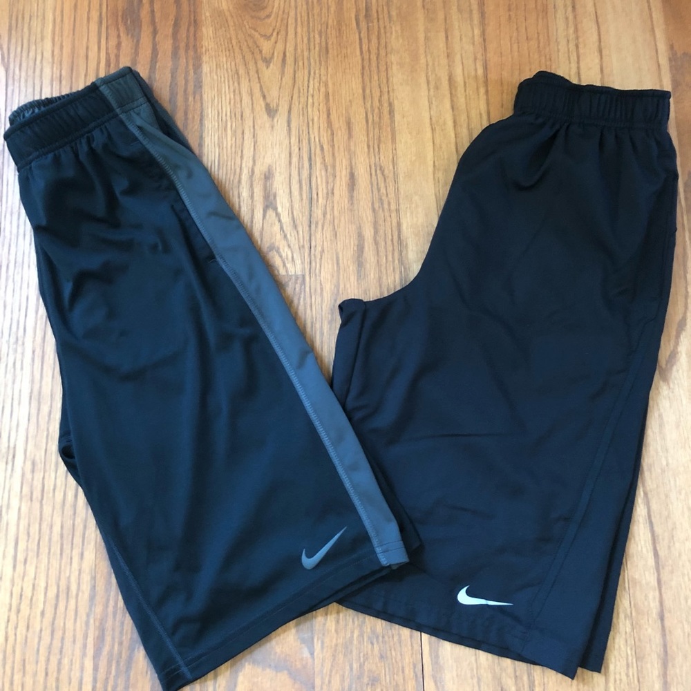Boys 2 piece Nike athletic shorts